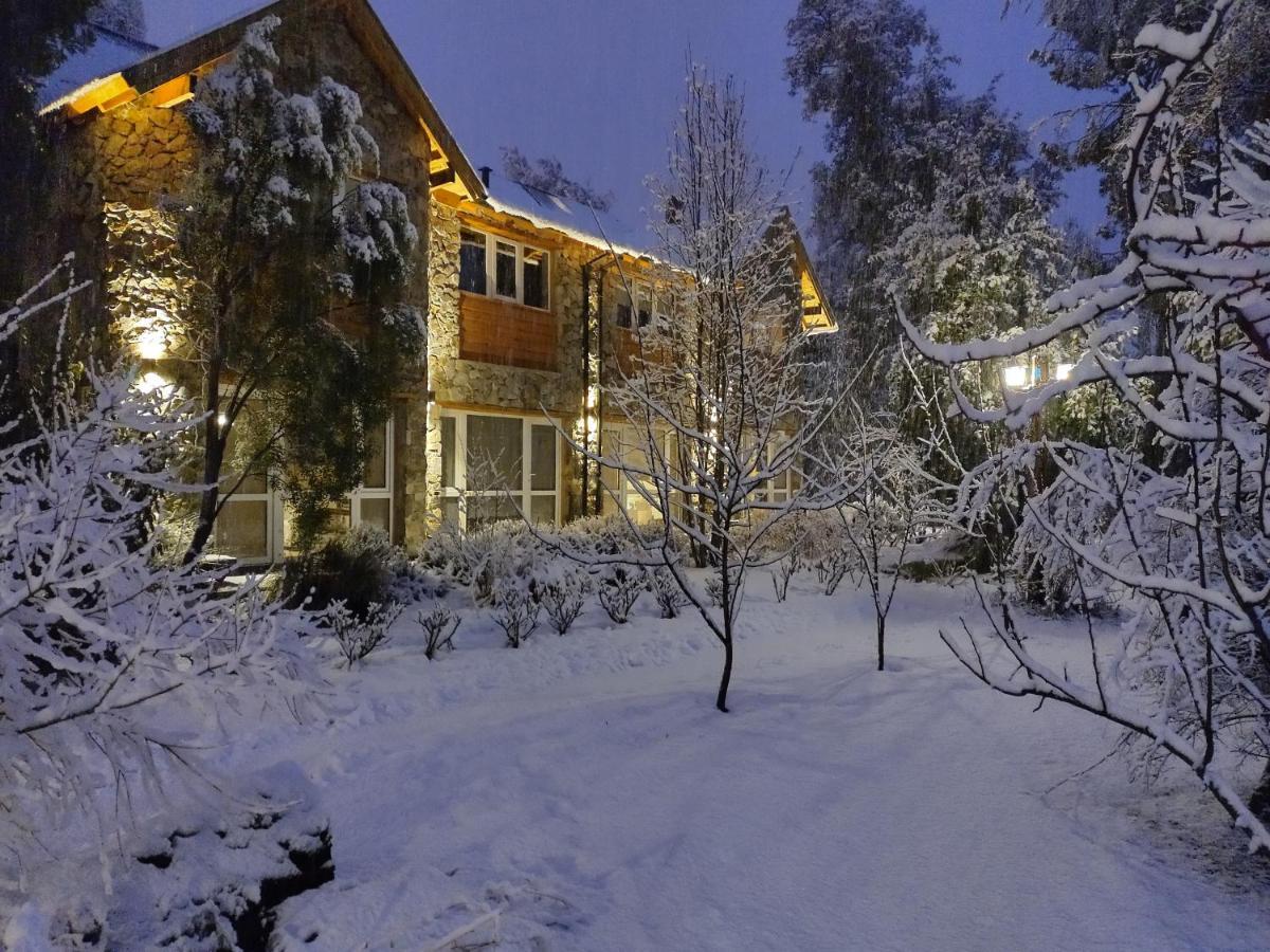 Hosteria Bajo Cero Villa La Angostura Dış mekan fotoğraf