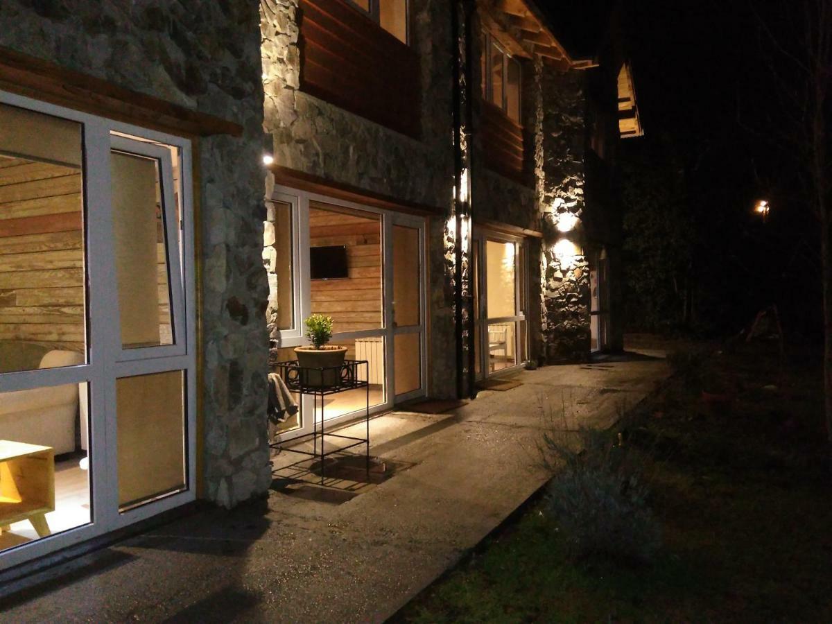 Hosteria Bajo Cero Villa La Angostura Dış mekan fotoğraf